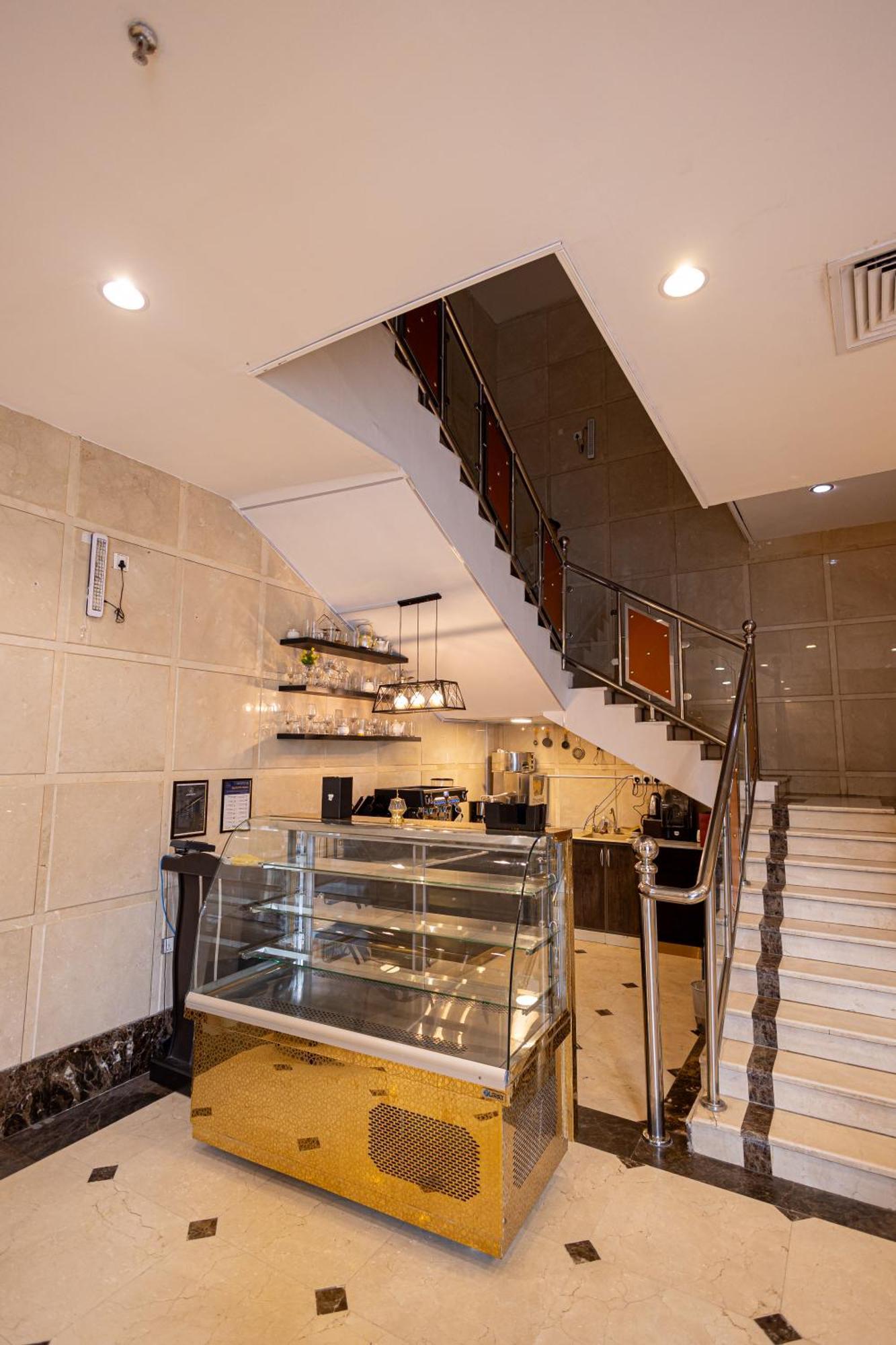 Al Kiram Hotel Al Azizia La Mecque Extérieur photo