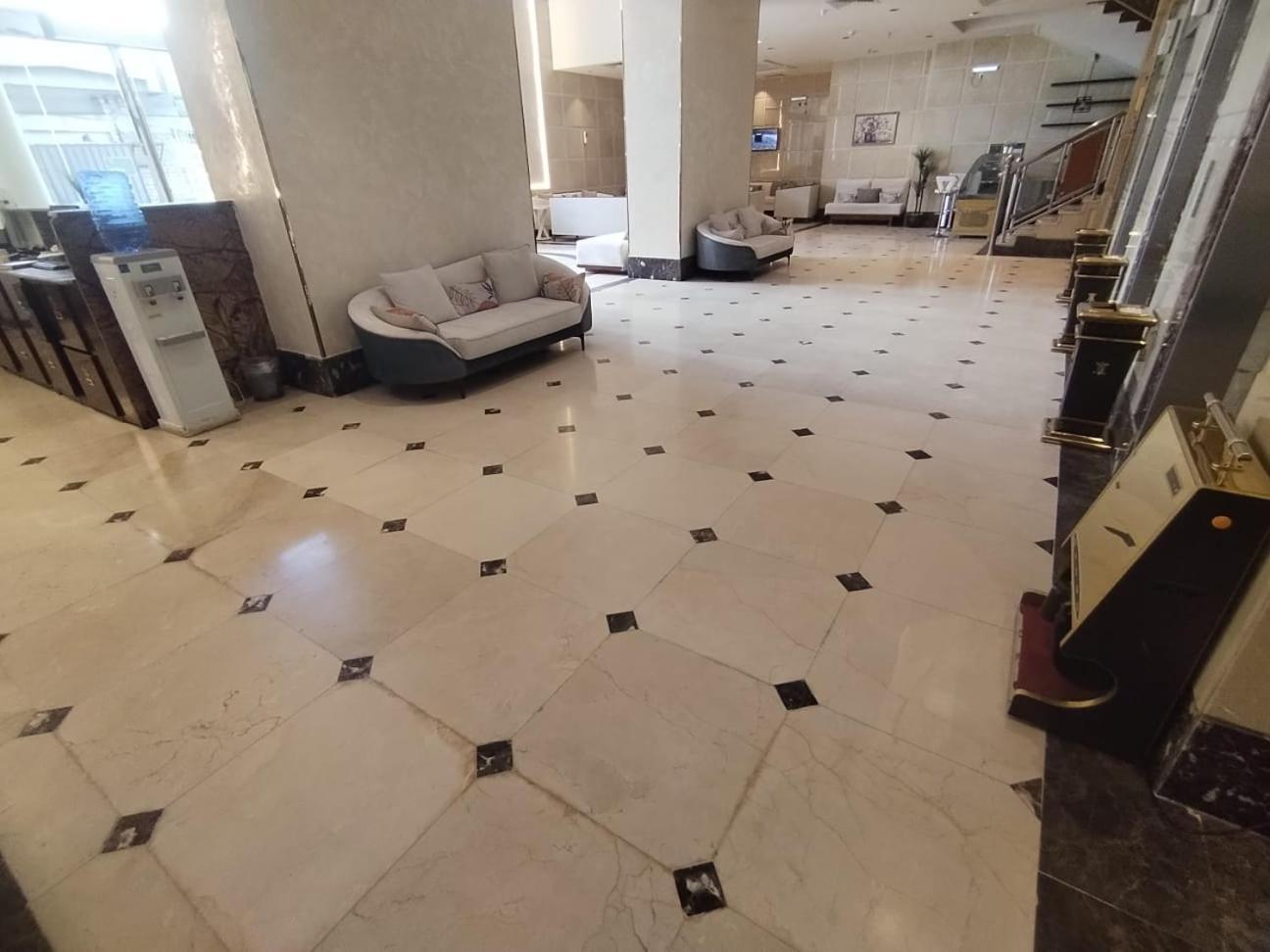 Al Kiram Hotel Al Azizia La Mecque Extérieur photo