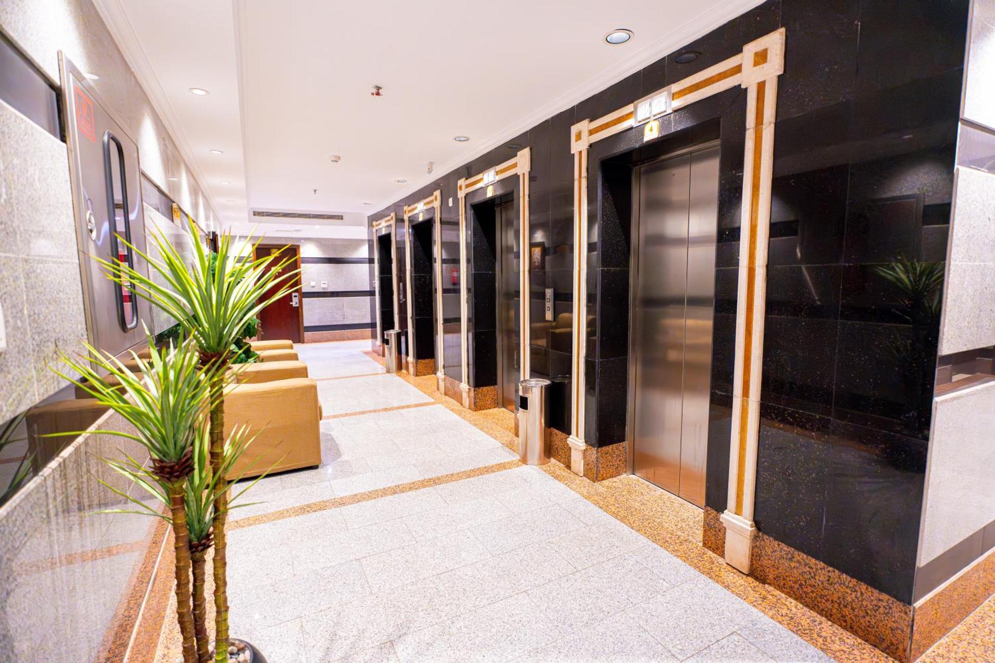 Al Kiram Hotel Al Azizia La Mecque Extérieur photo